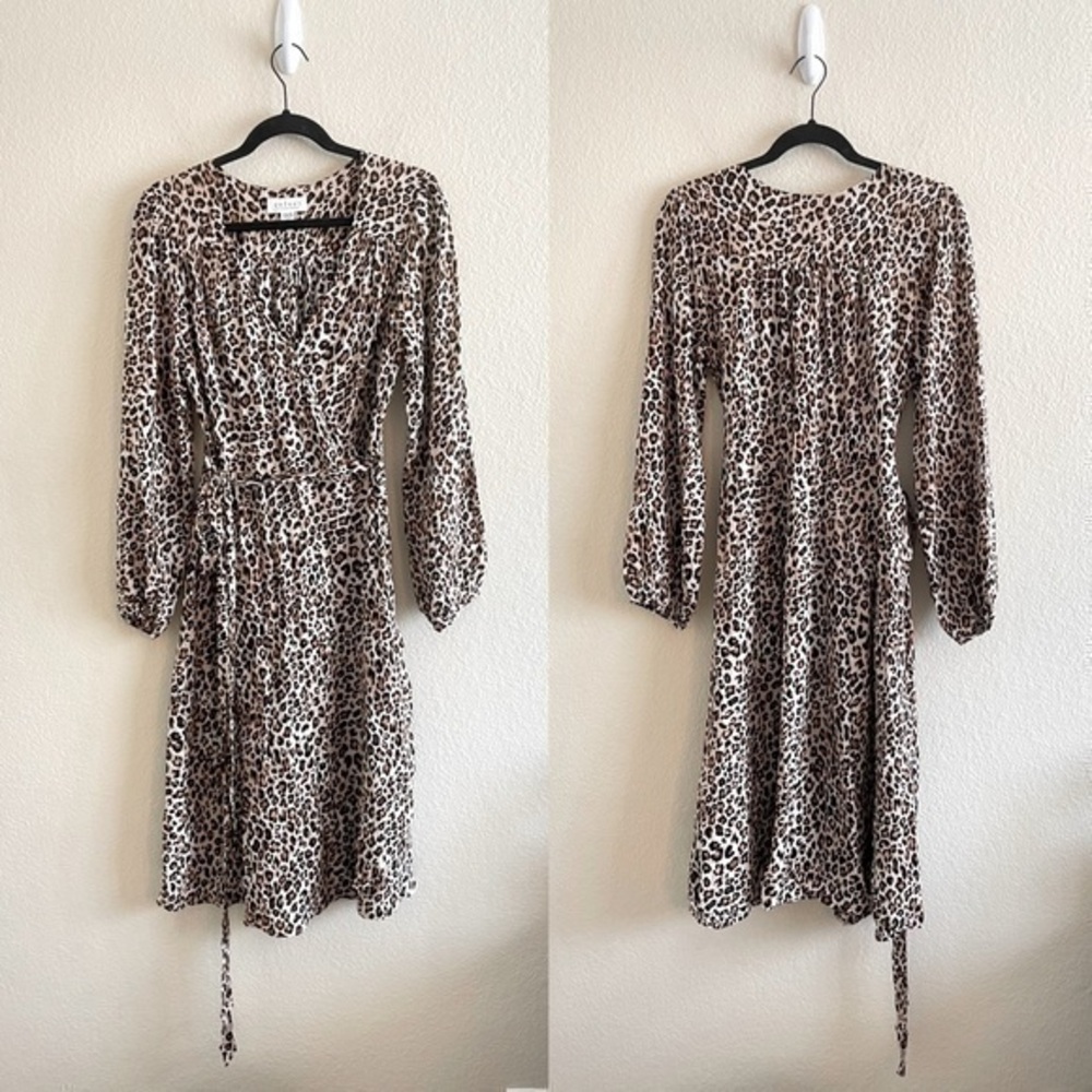 Velvet by Graham and Spencer Leopard Pint Long Sleeve Wrap Dress Mini Size Small